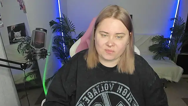 Akemi BBW online show from 03-04-25, 09:11