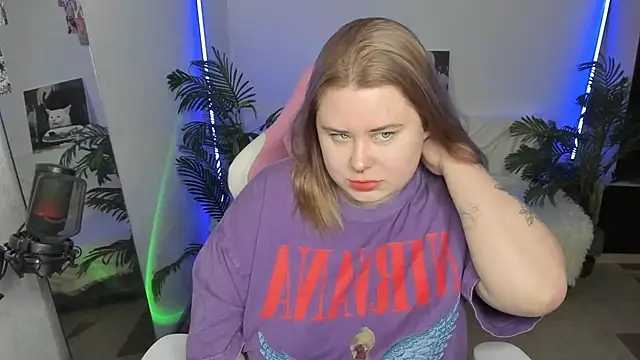 Akemi BBW online show from 03-05-25, 05:50