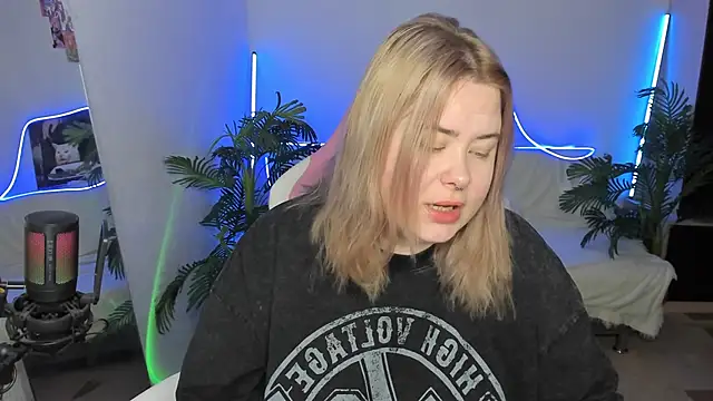 Akemi BBW online show from 03-14-25, 08:10