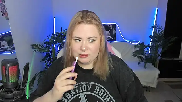 Akemi BBW online show from 03-14-25, 07:01