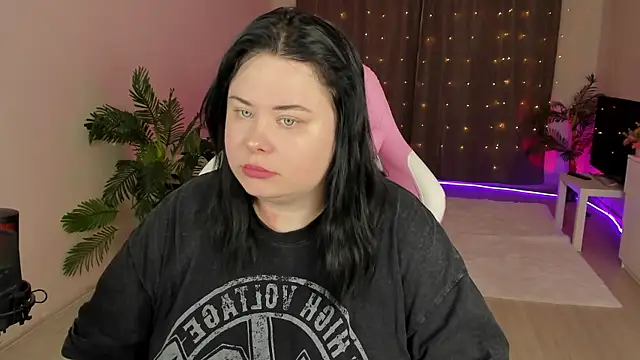 Akemi BBW online show from 09-25-25, 05:49