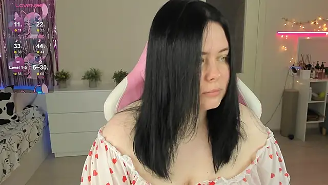 Snapshot of Akemi_BBW chatting on 06-11-26, 12:47 Akemi BBW online show from 06-11-26, 12:47