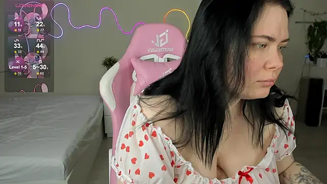 Snapshot of Akemi_BBW chatting on 07-06-26, 07:49 Akemi BBW online show from 07-06-26, 07:49