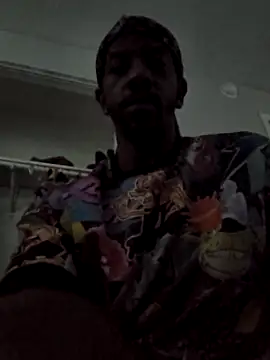 Snapshot of icyMike43 chatting on 01-18-26, 06:23 icyMike43 online show from 01-18-26, 06:23