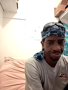 Snapshot of icyMike43 chatting on 03-03-26, 08:09 icyMike43 online show from 03-03-26, 08:09