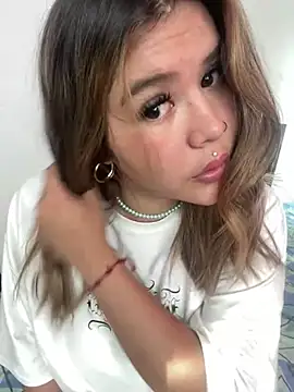 zoe adhara online show from 12-13-24, 08:26