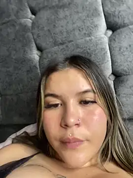 zoe adhara online show from 03-14-25, 03:04