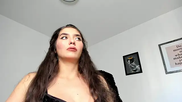 PortraitMarie online show from 01-14-25, 01:17