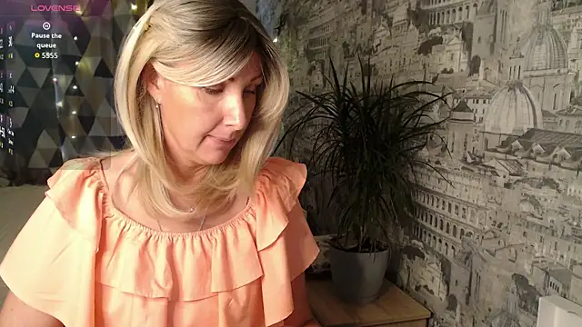 Ariel the mermaid online show from 10-24-25, 08:11