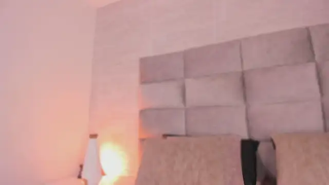 Snapshot of mia_crawford chatting on 02-16-26, 12:01 mia crawford online show from 02-16-26, 12:01