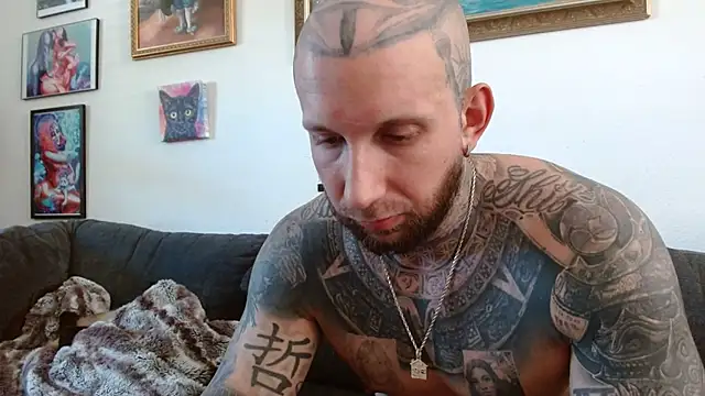 bobbybacala91 online show from 03-18-25, 08:59