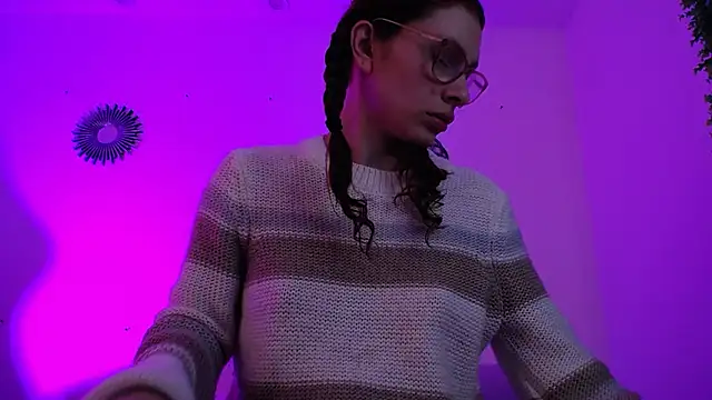 Snapshot of Katy_Van chatting on 01-31-26, 08:29 Katy Van online show from 01-31-26, 08:29