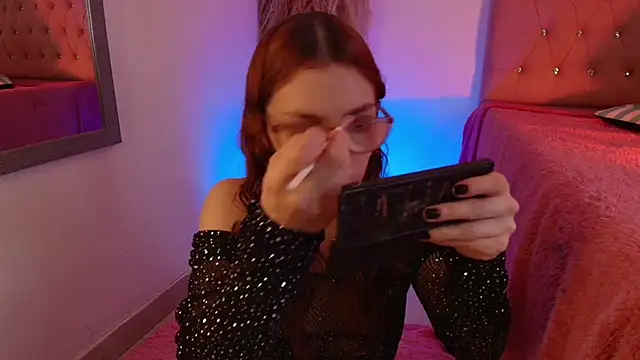 Snapshot of Katy_Van chatting on 02-01-26, 08:40 Katy Van online show from 02-01-26, 08:40