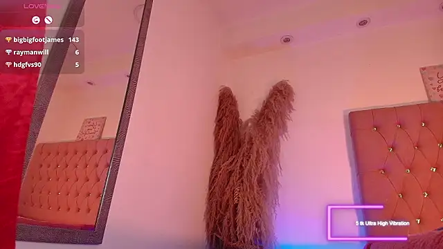 Snapshot of Katy_Van chatting on 02-02-26, 09:08 Katy Van online show from 02-02-26, 09:08