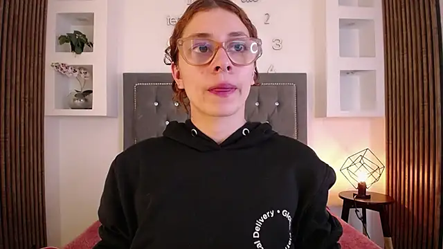 Snapshot of Katy_Van chatting on 02-07-26, 08:34 Katy Van online show from 02-07-26, 08:34