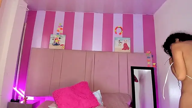 Winnifer Gonzal online show from 12-05-24, 05:17