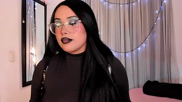 Snapshot of willow_poisson chatting on 06-19-26, 06:01 willow poisson online show from 06-19-26, 06:01
