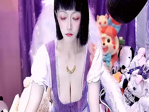 Snapshot of kumamon- chatting on 12-19-25, 03:19 kumamon- online show from 12-19-25, 03:19