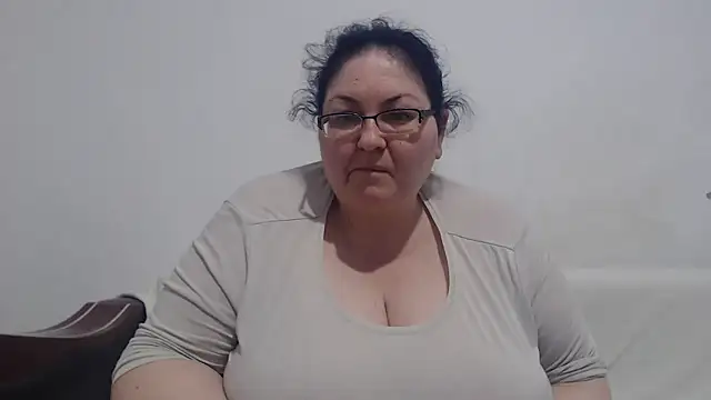Nykyxo online show from 05-26-26, 12:12