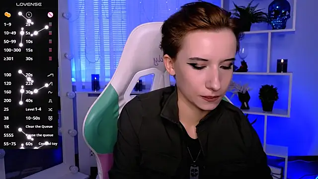 Snapshot of _Rein_ramm chatting on 07-08-26, 02:43 Rein ramm online show from 07-08-26, 02:43