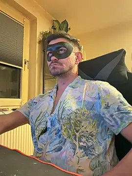 Snapshot of Shaiiboy chatting on 02-13-26, 02:29 Shaiiboy online show from 02-13-26, 02:29