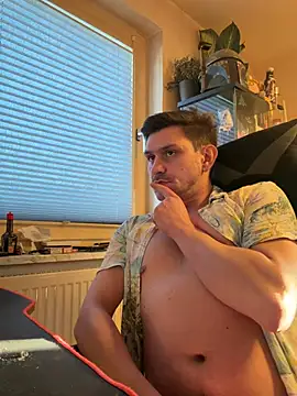 Snapshot of Shaiiboy chatting on 03-02-26, 07:15 Shaiiboy online show from 03-02-26, 07:15