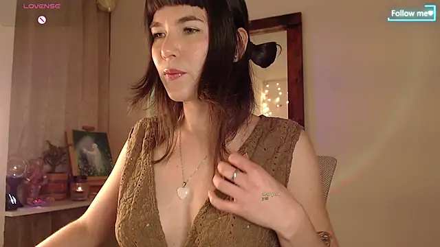 CherryBlossom    online show from 11-20-25, 02:23