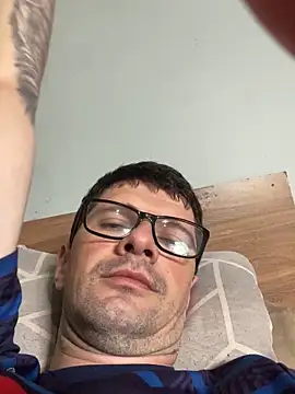 Juliano2289 online show from 04-09-26, 04:34