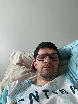Juliano2289 online show from 07-08-26, 05:39
