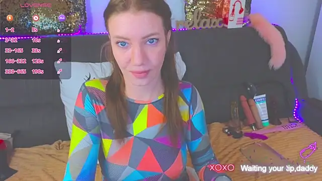 Snapshot of AlexaStoun chatting on 01-19-25, 04:04 AlexaStoun online show from 01-19-25, 04:04