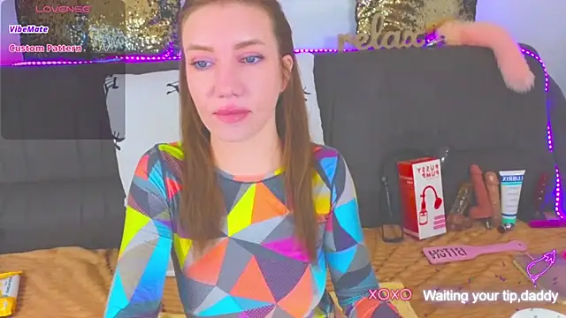 Snapshot of AlexaStoun chatting on 02-04-25, 02:32 AlexaStoun online show from 02-04-25, 02:32