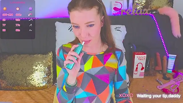 Snapshot of AlexaStoun chatting on 03-09-25, 05:17 AlexaStoun online show from 03-09-25, 05:17