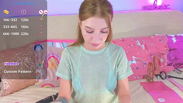 Snapshot of AlexaStoun chatting on 09-16-25, 02:07 AlexaStoun online show from 09-16-25, 02:07