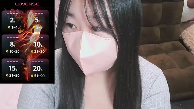 Snapshot of yuinyan3150 chatting on 01-18-25, 06:32 yuinyan3150 online show from 01-18-25, 06:32