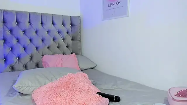 MafeOlimpo online show from 11-19-25, 09:59