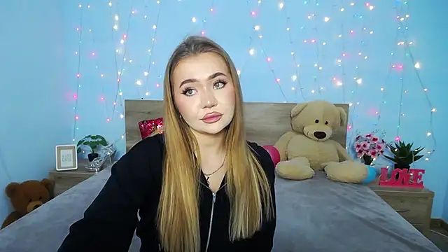 Snapshot of StacyYellig chatting on 01-14-25, 11:05 StacyYellig online show from 01-14-25, 11:05