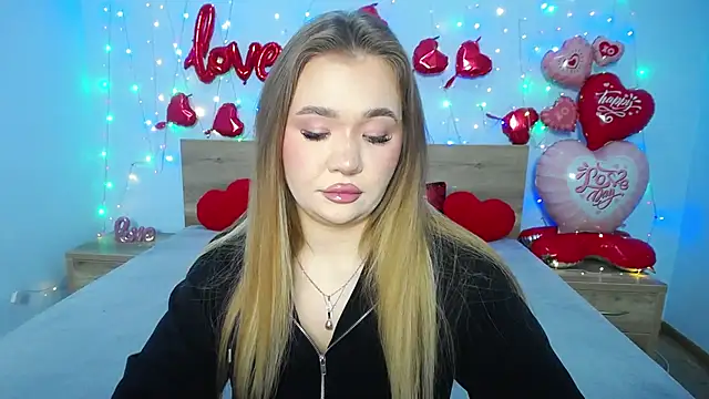 Snapshot of StacyYellig chatting on 02-07-25, 08:10 StacyYellig online show from 02-07-25, 08:10