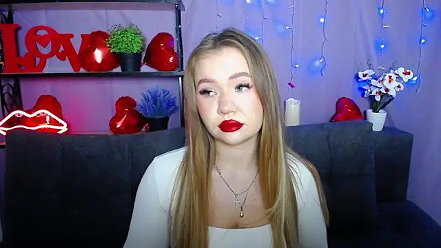 Snapshot of StacyYellig chatting on 03-07-25, 08:33 StacyYellig online show from 03-07-25, 08:33