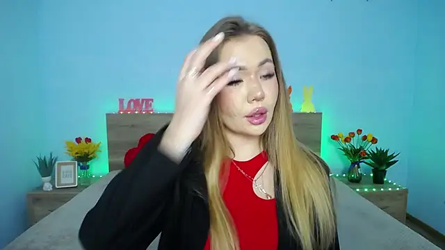 Snapshot of StacyYellig chatting on 03-12-25, 11:31 StacyYellig online show from 03-12-25, 11:31