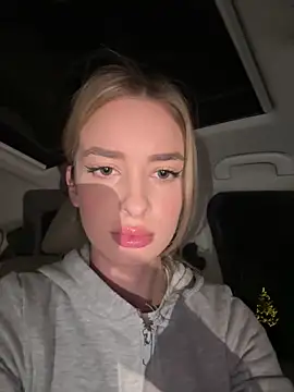 EvieEvans online show from 12-04-24, 07:56