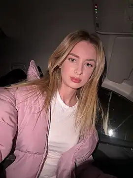 EvieEvans online show from 01-17-25, 08:33