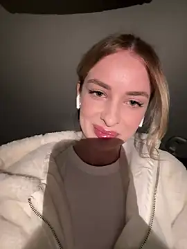 EvieEvans online show from 03-02-25, 07:23