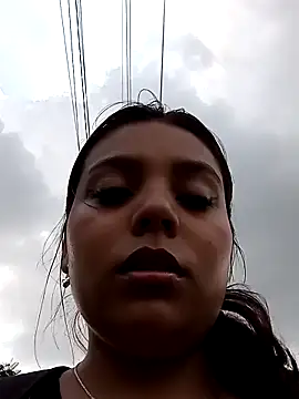 stefanie010 online show from 01-16-25, 06:59