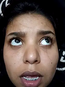 stefanie010 online show from 02-26-26, 05:56