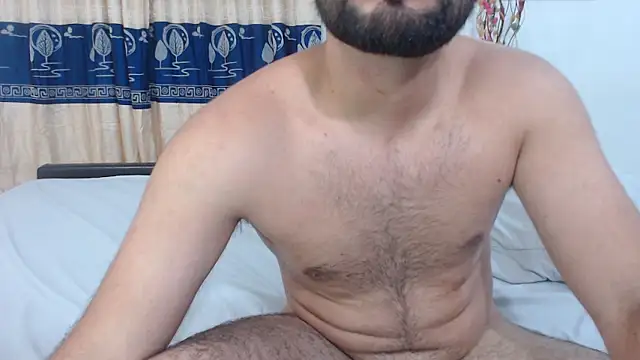 Snapshot of _Araboys_ chatting on 05-17-26, 11:12 Araboys online show from 05-17-26, 11:12