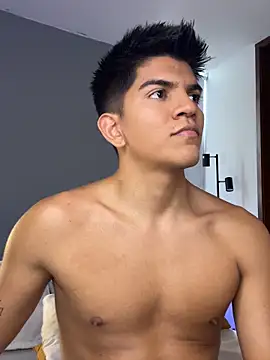 santiago 01 online show from 03-04-26, 09:21