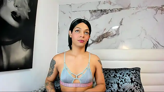 emily lady20 online show from 06-15-26, 04:04