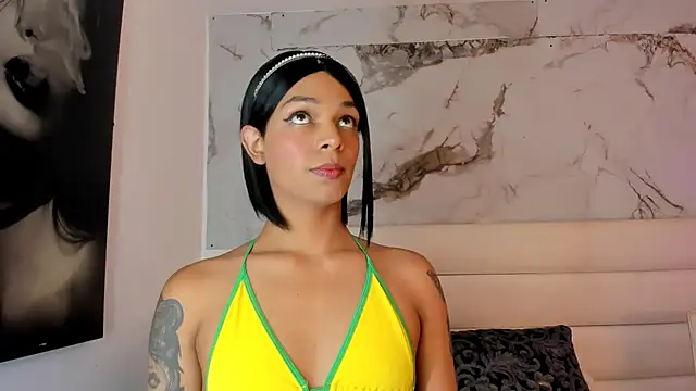 Snapshot of emily_lady20 chatting on 08-01-26, 02:33 emily lady20 online show from 08-01-26, 02:33