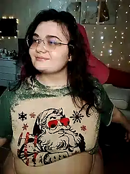 Snapshot of DenisHailey chatting on 02-20-25, 04:46 DenisHailey online show from 02-20-25, 04:46