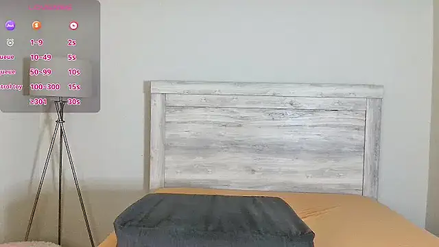 Snapshot of Carmen_Cream chatting on 07-16-26, 01:44 Carmen Cream online show from 07-16-26, 01:44